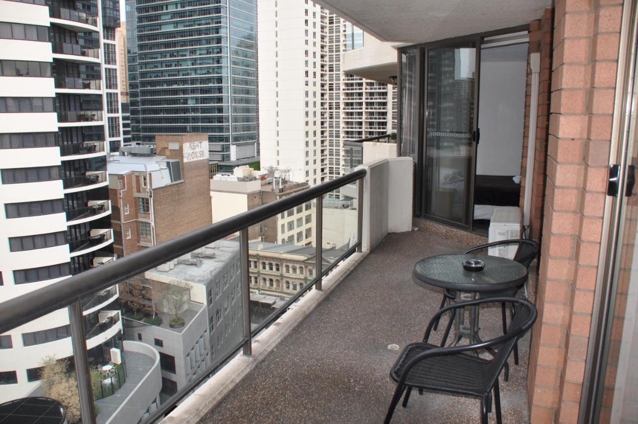 Accommodation Sydney - Kent Street Sydney Cbd Top Floor 2 Bedroom Apartment With Balcony Exterior photo